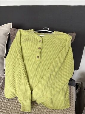 Old Navy Lime Green Waffle Knit Sweater Top